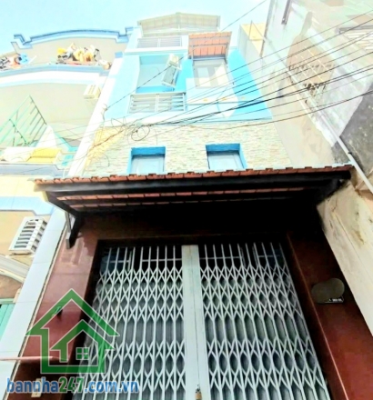 CHỈ 5,4 TỶ – Q11 – NHÀ MỚI 4 TẦNG 34M² – NỞ HẬU TÀI LỘC – HẺM 5M THÔNG – NGAY CHỢ CHIM XANH – 3PN 2WC Kết cấu: 1 trệt, 1 lửng, 1 lầu, sân thượng – 3PN, 2WC, PK, BẾP.
