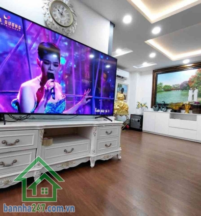NHÀ ĐẸP HẺM XE TẢI ĐỒNG HỒ – NGANG HƠN 6M HIẾM GẶP – Ở NGAY – KINH DOANH TỐT – CHỈ 6,4 TỶ TL