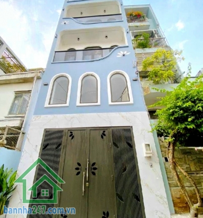 CHỈ 14 TỶ – KHU HỌ LÊ TÂN PHÚ – NHÀ 5 TẦNG CÓ THANG MÁY - 4PN – 5WC Diện tích: 85m² (5 x 17m) – ngang lớn hiếm khu Kết cấu: 1 trệt + 1 lửng + 3 lầu (5 tầng)Thang máy cao cấp 450kg- 4PN – 5WC. HẺM XE HƠI THÔNG, khu dân cư hiện hữu, di chuyển thuận tiện