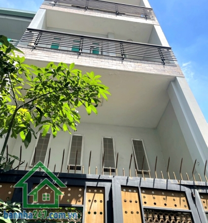 CHỈ 8,199 TỶ – HẺM 3,5M – NGAY ĐẤT THÁNH, PHƯỜNG 6, TÂN BÌNH – DT 75M² (4,3x17) – 4 TẦNG – 5 PHÒNG NGỦ, 5 WC Vị trí trung tâm, sát các tuyến đường lớn: Bắc Hải