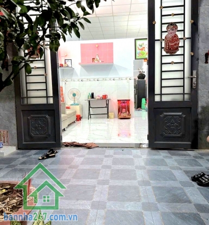 CHỈ 5,1 TỶ – NHÀ LÊ VĂN QUỚI – GẦN MẶT TIỀN – HẺM Ô TÔ 6M THÔNG – DT 55M² Lê Văn Quới, Gần Ngã Tư 4 Xã – khu dân cư sầm uất, tiện ích đầy đủ Diện tích: 55m² (4m x 14m)