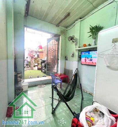 CHỈ 3,2 TỶ – ÂU CƠ, P.TÂN THÀNH, Q.TÂN PHÚ – GIÁP TÂN BÌNH – DT 42M² – NHÀ C4 TIỆN XÂY MỚI Hẻm 2,5m, vài bước chân ra hẻm ô tô Vị trí trung tâm, sát Big C Âu Cơ. 