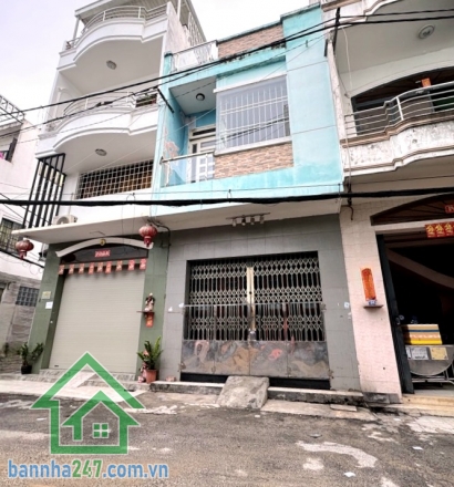 CHỈ 6,8 TỶ – MTKD NHỰA 8M – NHÀ 2 TẦNG NGAY HUỲNH THIÊN LỘC – DT: 40M² (4 X 10)M Vị trí cực đẹp: Ngay giao lộ Tân Hóa – Huỳnh Thiện Lộc – Thoại Ngọc Hầu, gần Bàu Cát Tân Bình. Đường nhựa 8m thông, tiện di chuyển Âu Cơ Lạc Long Quân, Đầm Sen Quận 11. 