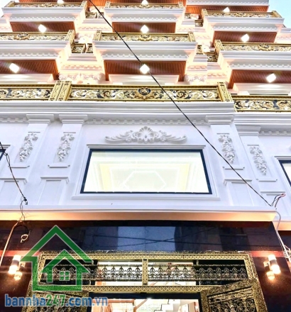 CHỈ 8,8 TỶ - HẺM XE HƠI TRÁNH – NHÀ MỚI ĐẸP – 5 TẦNG BTCT KIÊN CỐ – 1 TRỤC LÊ VĂN QUỚI – KHU ĂN UỐNG SẦM UẤT - 6PN, 6WC. Vị trí: Mặt hẻm xe hơi tránh, 1 trục thẳng.