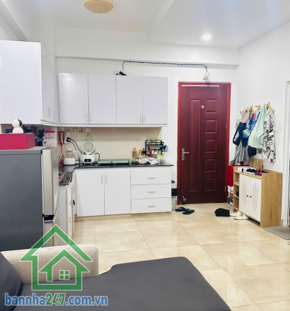 CHỈ 2,4 TỶ – CĂN HỘ IDICO BLOCK A – TẦNG CAO THOÁNG MÁT – 2PN Chung cư Idico – Block A Diện tích: 42m² Thiết kế: 2 PN + 1 WC Tầng cao, đón gió mát tự nhiên