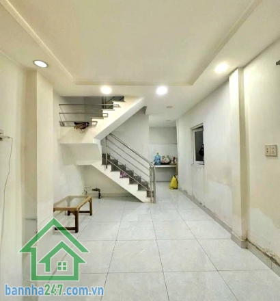 CHỈ 4,8 TỶ – TRUNG TÂM QUẬN 10 – GẦN 3 THÁNG 2 & LÊ HỒNG PHONG – NHÀ 2 TẦNG BTCT – Ở NGAY Vị trí cực đẹp ngay trung tâm Quận 10 Vài bước ra mặt tiền – cách mặt tiền chỉ khoảng 20m