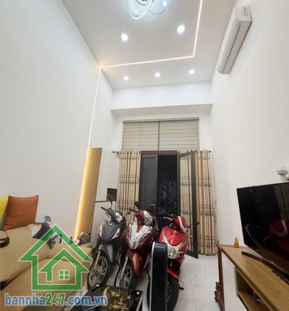 CHỈ 6,3 TỶ – SIÊU PHẨM 4 TẦNG MỚI ĐẸP – TÂN THÀNH, TÂN PHÚ – GIÁP TÂN BÌNH – TẶNG FULL NỘI THẤT - 42m² - 4 PN - 4 WC 