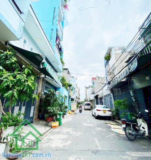 NHỈNH 6 TỶ - NHÀ MẶT TIỀN ĐƯỜNG 8M – NGAY LŨY BÁN BÍCH -  DT: 52m²  SHR,  PHÁP LÝ CHUẨN. Hiện trạng nhà cấp 4, coi như mua đất tặng nhà. Mặt tiền đường nhựa 8m