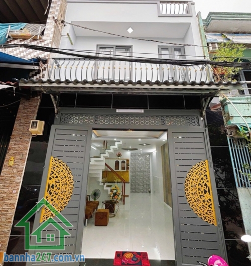 NHỈNH 4 TỶ - SIÊU PHẨM LÔ GÓC – NHÀ MỚI 2 TẦNG – HẺM 6M – 48M2 – GIÁ CHỈ NHỈNH 4 TỶ Diện tích: 4 x 12m, kết cấu 1 trệt 1 lầu, gồm 2PN, 2 WC. Nhà mới xây, thiết kế đẹp hiện đại. 