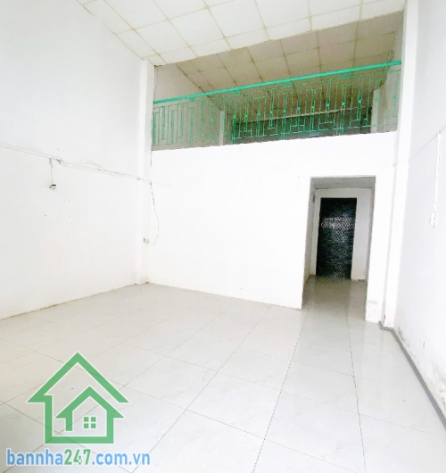TRƯỜNG CHINH – P.12 TÂN BÌNH – NHÀ 55M² – NGANG HƠN 4M – 2 TẦNG – GIÁ NHỈNH 6 TỶ Vị trí khu VIP, hẻm sạch sẽ, an ninh, dân trí cao. Diện tích 55m², ngang hơn 4m.  