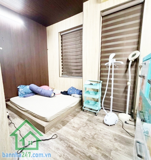 CHỈ 7.85 TỶ - NHÀ ĐẸP 3 TẦNG - HẺM XE TẢI 7M - NGAY LÊ VĂN QUỚI - NGÃ TƯ BỐN XÃ - GIÁP TÂN PHÚ - DT: 52M2 (4x13)M 4PN, 3 WC Diện tích: 52m2. SSổ riêng đẹp, hoàn công đầy đủ, mua bán công chứng nhanh. Liên hệ xem nhà: 0933 144 037