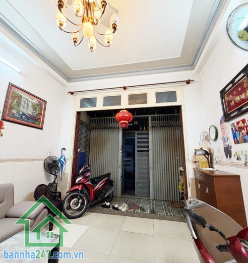 CHỈ 7.85 TỶ - NHÀ ĐẸP 3 TẦNG - HẺM XE TẢI 7M - NGAY LÊ VĂN QUỚI - NGÃ TƯ BỐN XÃ - GIÁP TÂN PHÚ - DT: 52M2 (4x13)M 4PN, 3 WC Diện tích: 52m2. SSổ riêng đẹp, hoàn công đầy đủ, mua bán công chứng nhanh. Liên hệ xem nhà: 0933 144 037
