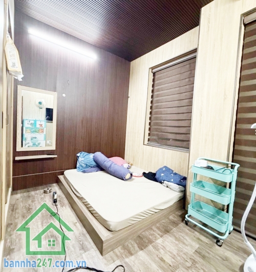 CHỈ 7.85 TỶ - NHÀ ĐẸP 3 TẦNG - HẺM XE TẢI 7M - NGAY LÊ VĂN QUỚI - NGÃ TƯ BỐN XÃ - GIÁP TÂN PHÚ - DT: 52M2 (4x13)M 4PN, 3 WC Diện tích: 52m2. SSổ riêng đẹp, hoàn công đầy đủ, mua bán công chứng nhanh. Liên hệ xem nhà: 0933 144 037