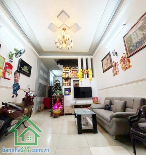 CHỈ 7.85 TỶ - NHÀ ĐẸP 3 TẦNG - HẺM XE TẢI 7M - NGAY LÊ VĂN QUỚI - NGÃ TƯ BỐN XÃ - GIÁP TÂN PHÚ - DT: 52M2 (4x13)M 4PN, 3 WC Diện tích: 52m2. SSổ riêng đẹp, hoàn công đầy đủ, mua bán công chứng nhanh. Liên hệ xem nhà: 0933 144 037
