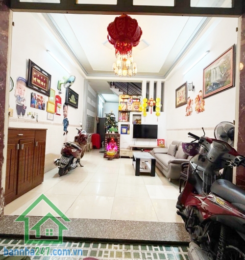 CHỈ 7.85 TỶ - NHÀ ĐẸP 3 TẦNG - HẺM XE TẢI 7M - NGAY LÊ VĂN QUỚI - NGÃ TƯ BỐN XÃ - GIÁP TÂN PHÚ - DT: 52M2 (4x13)M 4PN, 3 WC Diện tích: 52m2. SSổ riêng đẹp, hoàn công đầy đủ, mua bán công chứng nhanh. Liên hệ xem nhà: 0933 144 037