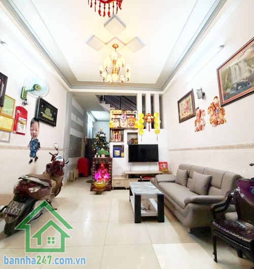 CHỈ 7.85 TỶ - NHÀ ĐẸP 3 TẦNG - HẺM XE TẢI 7M - NGAY LÊ VĂN QUỚI - NGÃ TƯ BỐN XÃ - GIÁP TÂN PHÚ - DT: 52M2 (4x13)M 4PN, 3 WC Diện tích: 52m2. SSổ riêng đẹp, hoàn công đầy đủ, mua bán công chứng nhanh. Liên hệ xem nhà: 0933 144 037
