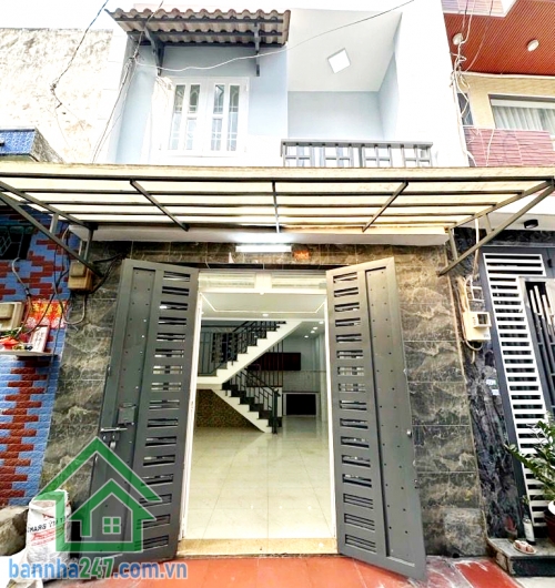 CHỈ 4,45 TỶ – HẺM 4M - NHÀ MỚI 2 TẦNG – GIÁP TÂN PHÚ – NGÃ TƯ BỐN XÃ - 2PN – 2WC  Diện tích 40m² (4x10m) – 1 trệt 1 lầu, gồm 2PN – 2WC, ban công thoáng mát. Nhà mới, hoàn công đầy đủ, dọn vào ở ngay. Hẻm 4m, cách đường lớn khoảng 100m, xe cộ ra vào thuận 