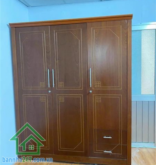 CHỈ 3.2 TỶ - NHÀ 2 TẦNG – TÂN SƠN NHÌ - TÂN PHÚ - DT: 34m² - 2 PN + 2 WC. * DT: 34m² (4 x 8.5m), 2 tầng, hiện đang cho thuê 6tr/tháng * Vị trí: Cách mặt tiền vài bước chân.