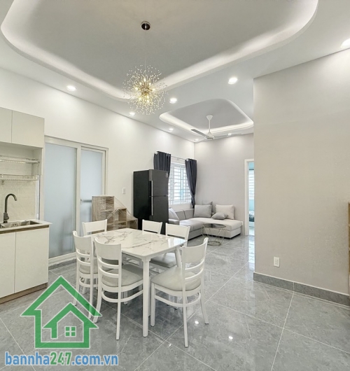 CHỈ 3,8 TỶ – CĂN HỘ VIP LÔ 5 – CHUNG CƯ PHÚ THỌ, P15 QUẬN 11 – 60M2 – FULL NỘI THẤT – BAN CÔNG 2 MẶT THOÁNG * Căn hộ lầu 11.03 – Lô 5 – Chung cư Phú Thọ. Thang máy thẻ từ riêng, an toàn tuyệt đối.