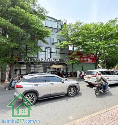 CHỈ 13,8 TỶ - MTKD GÓC 2 MẶT TIỀN – NGANG KHỦNG 20M – VỈA HÈ 5M – DÒNG TIỀN 40 TRIỆU/THÁNG