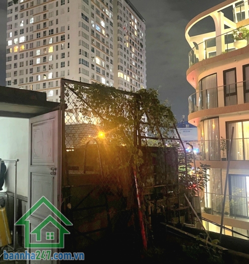 CHỈ 3,95 TỶ – CƯ XÁ NGUYỄN VĂN TRỖI – VIEW KÊNH NHIÊU LỘC – CẦU CÔNG LÝ – FULL NỘI THẤT - 2 PN - 1 PK rộng rãi 1 BẾP - 1 WC