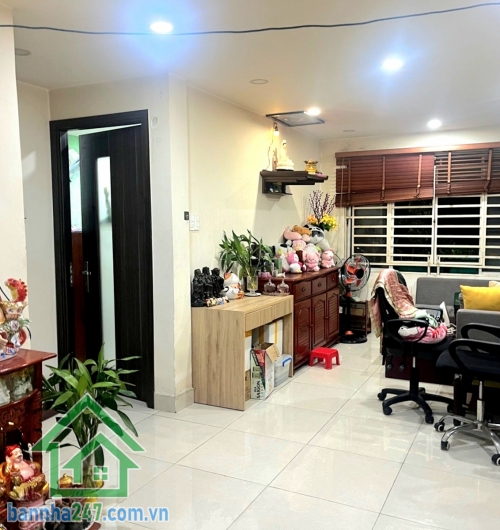 CHỈ 3,95 TỶ – CƯ XÁ NGUYỄN VĂN TRỖI – VIEW KÊNH NHIÊU LỘC – CẦU CÔNG LÝ – FULL NỘI THẤT - 2 PN - 1 PK rộng rãi 1 BẾP - 1 WC