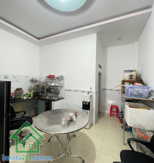 CHỈ 7,9 TỶ – KẾ BÊN AEON TÂN PHÚ – SÁT MẶT TIỀN TÂN KỲ TÂN QUÝ – Ô TÔ NGỦ TRONG NHÀ