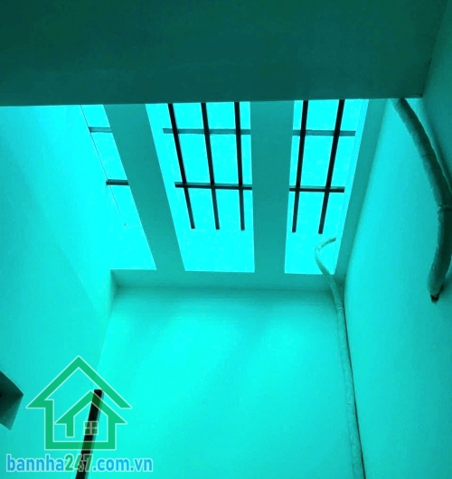 NHỈNH 4 TỶ – HẺM XE HƠI 5M THOÁNG – NHÀ MỚI ĐẸP KIÊN CỐ – 40M² VUÔNG VỨC – 3 PHÒNG NGỦ – NGAY HƯƠNG LỘ 2, LÊ VĂN QUỚI - 3PN - 2WC
