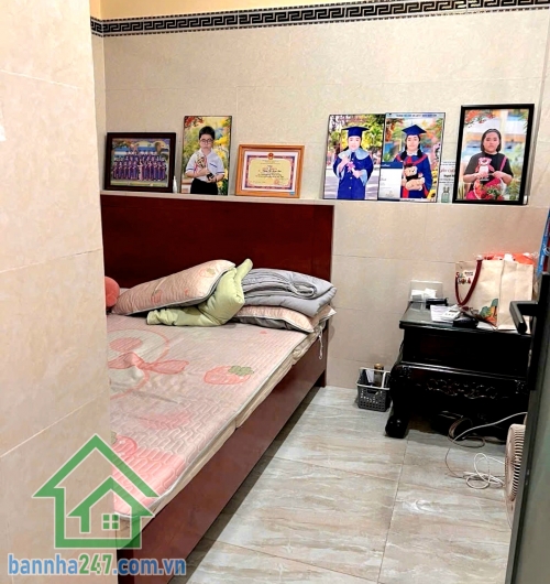 NHỈNH 4 TỶ – HẺM XE HƠI 5M THOÁNG – NHÀ MỚI ĐẸP KIÊN CỐ – 40M² VUÔNG VỨC – 3 PHÒNG NGỦ – NGAY HƯƠNG LỘ 2, LÊ VĂN QUỚI - 3PN - 2WC