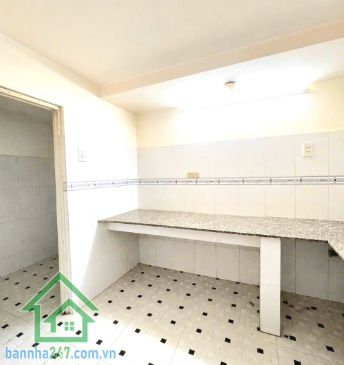 CHỈ NHỈNH 3 TỶ - VỊ TRÍ CỰC ĐẸP - ĐƯỜNG NHỰA 6M XE TẢI THÔNG - NGAY KHU VIP LÊ VĂN QUỚI - SÁT TÂN PHÚ - NHÀ 2 TẦNG HOÀN CÔNG ĐỦ 