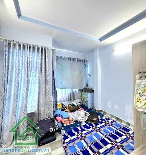 CHỈ NHỈNH 3 TỶ - NHÀ 2 TẦNG CÒN MỚI - HẺM XE TẢI 5M THÔNG - KỀ BÊN LÊ VĂN QUỚI - CÁCH NGÃ TƯ BỐN XÃ CHỈ 200M