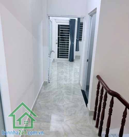 CHỈ 5,3 TỶ – NHÀ RIÊNG TRUNG TÂM TÂN BÌNH – CÁCH SÂN BAY CHỈ VÀI PHÚT – 40M² – 2PN, 3WC 