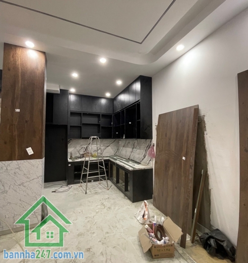 CHỈ 6,8 TỶ - HẺM 4M THÔNG – GIÁP TÂN PHÚ - DT: 65.5M² - NHÀ 3 TẦNG BTCT – (6,75 x 9,47)M – GẦN NGÃ TƯ BỐN XÃ - 4PN KHÉP KÍN - 5 WC