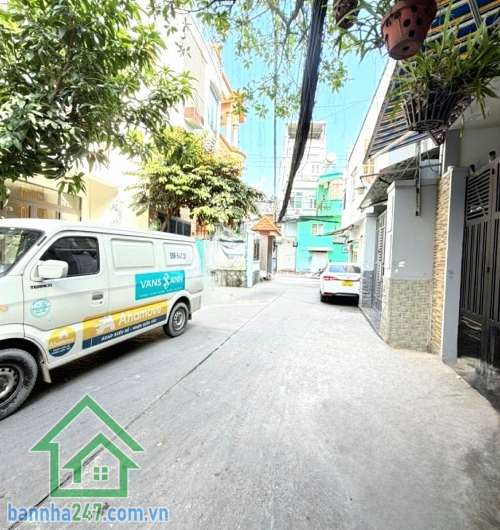 CHỈ 3,35 TỶ – NHÀ 3 TẦNG – HẺM 4M THÔNG – GẦN CHỢ TRẦN VĂN QUANG – P. BẢY HIỀN, TÂN BÌNH – 3PN – SỔ HOÀN CÔNG