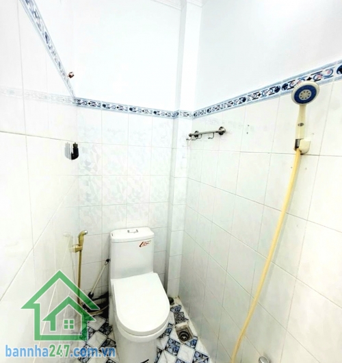 CHỈ 3,35 TỶ – NHÀ 3 TẦNG – HẺM 4M THÔNG – GẦN CHỢ TRẦN VĂN QUANG – P. BẢY HIỀN, TÂN BÌNH – 3PN – SỔ HOÀN CÔNG
