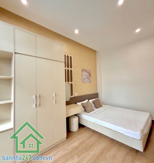 CHỈ 6,39 TỶ THƯƠNG LƯỢNG – NGANG HƠN 8M – NHÀ ĐẸP 2 TẦNG – TẶNG NỘI THẤT – XE HƠI ĐỖ CỬA – TRUNG TÂM TÂN BÌNH