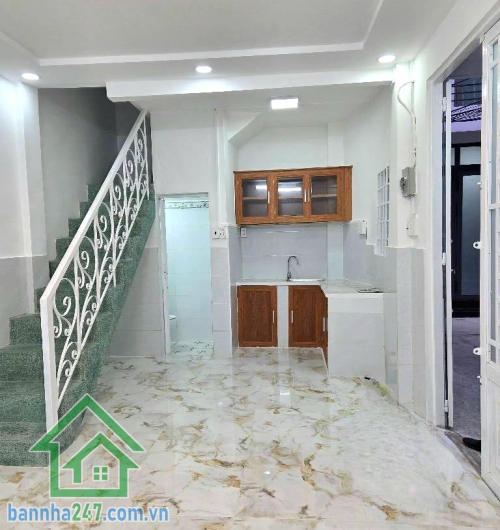 CHỈ 3,3 TỶ - NHÀ LÔ GÓC PHẠM VĂN HAI – P. 3, TÂN BÌNH – GẦN NHÀ THỜ – DT (3, x 6,8) -  NHÀ MỚI 2 TẦNG – SỔ HOÀN CÔNG ĐỦ
