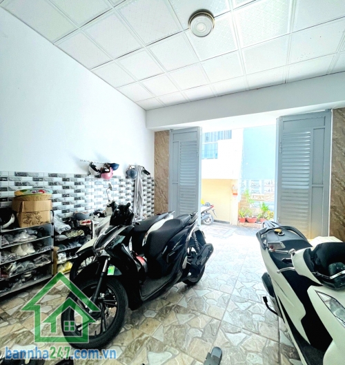 CHỈ 11,5 TỶ – NGUYỄN VĂN CÔNG – GẦN SÂN BAY – CĂN GÓC 2 MẶT – 73M² – 4 TẦNG – 5PN – 6WC - NỞ HẬU