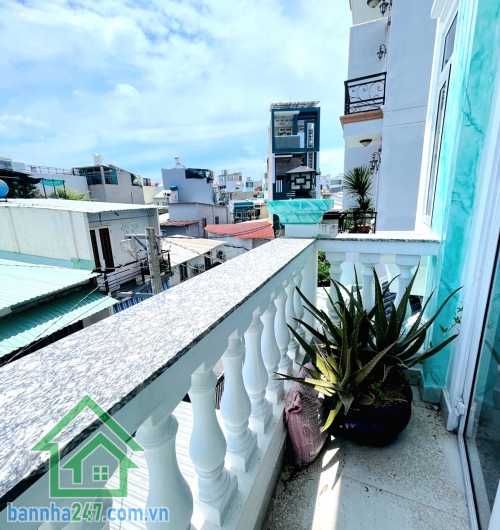 CHỈ 11,5 TỶ – NGUYỄN VĂN CÔNG – GẦN SÂN BAY – CĂN GÓC 2 MẶT – 73M² – 4 TẦNG – 5PN – 6WC - NỞ HẬU