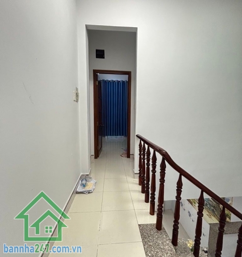 CHỈ 4,99 TỶ – SÁT HẺM XE HƠI – BÌNH TÂN GIÁP TÂN PHÚ – 44,3M² – NHÀ KIÊN CỐ – Ở NGAY