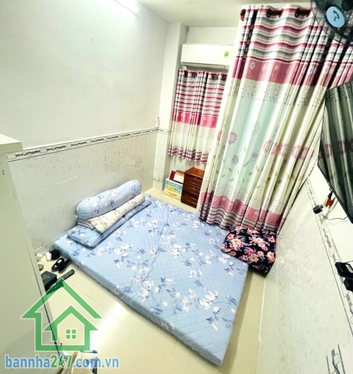 CHỈ 2,98 TỶ – NHÀ 3 TẦNG – NGAY BẢY HIỀN – LẠC LONG QUÂN – NI SƯ HUỲNH LIÊN – 2PN – 2WC – SỔ HỒNG RIÊNG - DTSD: 53M²