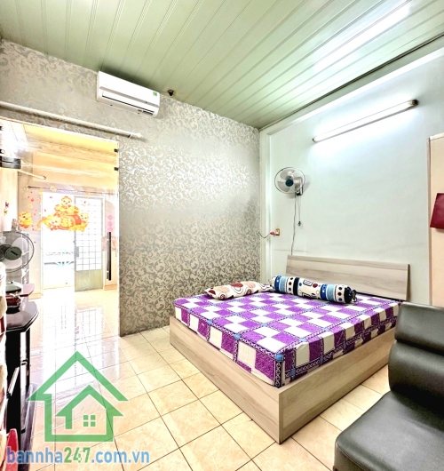 CHỈ 7,35 TỶ – ĐƯỜNG 6M – NHÀ ĐÚC BTCT 2 TẦNG – SÁT ĐẦM SEN – 4x17M – 3PN – 2WC