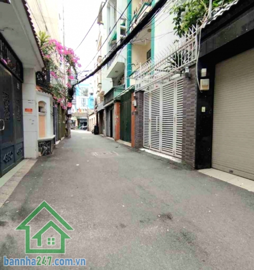 CHỈ 13,5 TỶ – HXH 5M THẲNG 1 TRỤC – 3 CĂN RA MẶT TIỀN – 76M² – 4 TẦNG  BTCT - 7PN - 7WC – DÒNG TIỀN 30TR/THÁNG