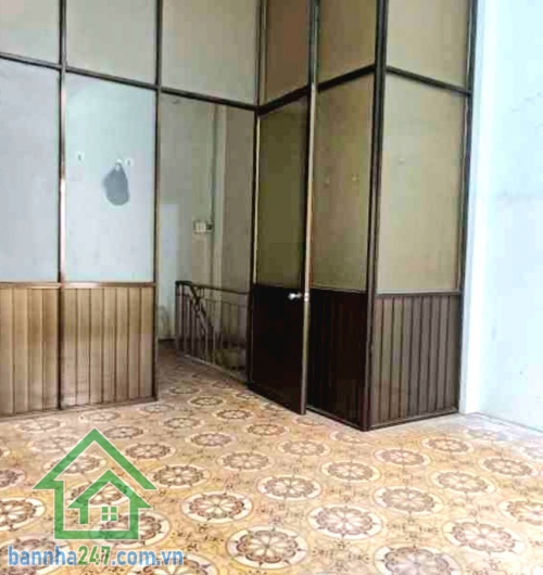 CHỈ 8,9 TỶ – NHÀ PHƯỜNG 4 TÂN BÌNH – HẺM NHỰA 6M THÔNG – GẦN SCSC – TÂN SƠN NHẤT - 38M² (4,3 X 9) - 3 TẦNG BTCT - HOÀN CÔNG ĐỦ