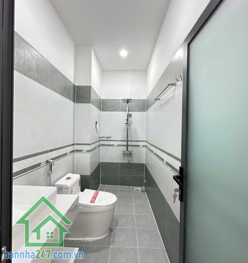 CHỈ 6,65 TỶ – NHÀ ĐẸP THÀNH MỸ – TÂN HÒA – 4 TẦNG – Ô TÔ ĐỖ CỬA – XÁCH VALI VÀO Ở NGAY 