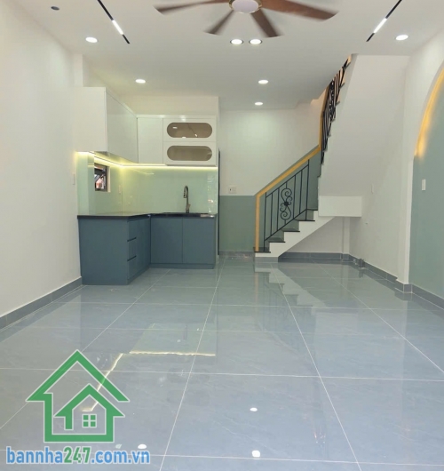 NHÀ GÓC TRỊNH ĐÌNH TRỌNG – HẺM 4M – CÁCH HẺM XE HƠI 10M – HOÀN CÔNG ĐỦ - 4,85 TỶ