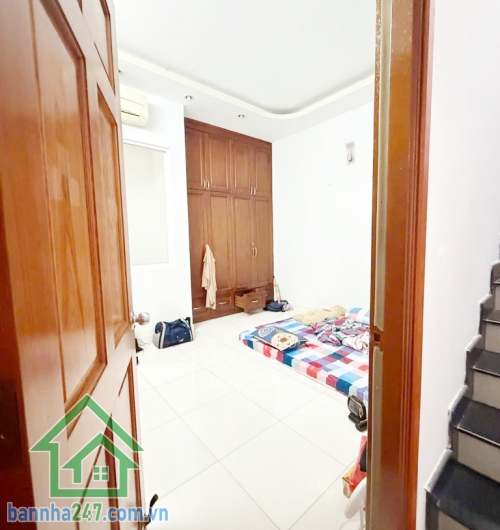 CHỈ 4,99 TỶ – NHÀ 3 TẦNG – HẺM 7M THÔNG – ĐƯỜNG SỐ 8 – BÌNH HƯNG HÒA B – GẦN AEON MALL  Vị trí cực đẹp: Ngay chợ Liên Khu 5-6, giáp Tân Phú, khu dân cư an ninh