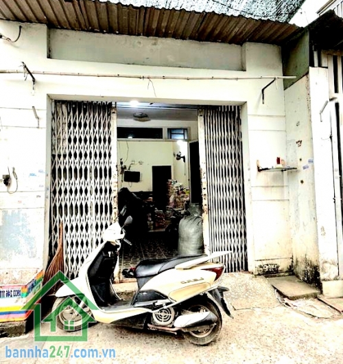 CHỈ 4,95 TỶ – NHÀ HẺM 6M THÔNG – PHAN ĐĂNG GIẢN – ĐƯỜNG SỐ 3 - 64m² (4 x 16m) - 2PN – 2WC * Diện tích: 64m² (4 x 16m) * Kết cấu: 2 tầng, 2PN – 2WC