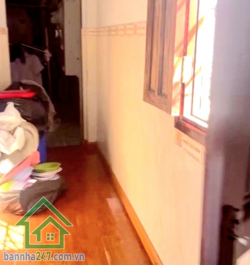 CHỈ 6,4 TỶ – NHÀ 2 MẶT HẺM 6M THÔNG – NGAY LÊ VĂN QUỚI – NGÃ TƯ BỐN XÃ - GIÁP TÂN PHÚ – VỊ TRÍ BUÔN BÁN CỰC TỐT  Diện tích: 68m² (4m x 17m) – không lộ giới Kết cấu: 1 trệt 1 lầu (2 tầng) 4 PN – 3 WC