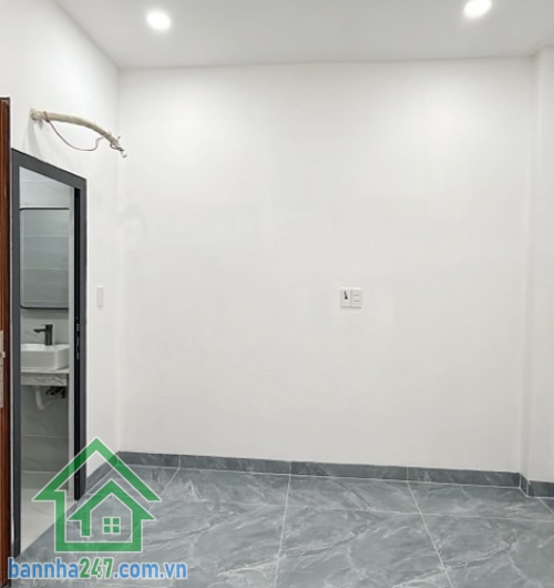 BÁN NHÀ PHỐ CAO CẤP – LÊ VĂN QUỚI, BÌNH TÂN – 5 TẦNG – 4PN 5WC – ĐƯỜNG XE HƠI – GIÁ CHỈ 6.3 TỶ * Vị trí: Trung tâm Bình Tân, hẻm 413 Lê Văn Quới, ngay giáp Tân Bình. 